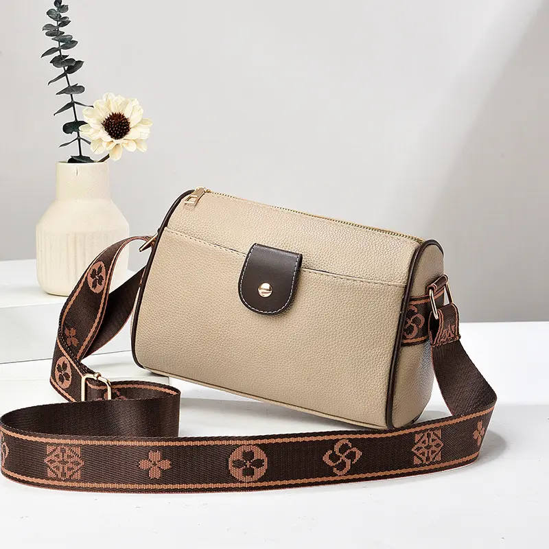 Danlu Leather Sling Crossbody Bag